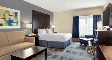 Best Western Hartford Hotel & Suites Room Type - Suite-1 King Bed, Non-Smoking, Separate Bedroom, Sofabed, Living Area, Microwave And Refrigerator, F Best Western Hartford Hotel & Suites Room Type - Suite-1 King Bed, Non-Smoking, Separate Bedroom, Sofabed, Living Area, Microwave And Refrigerator, F