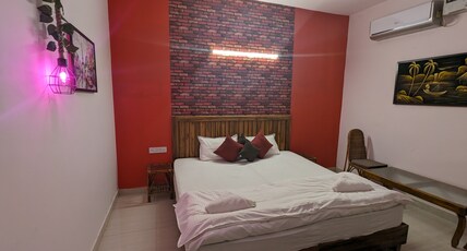 The Cozy One Room Type - Superior