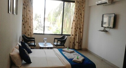 Hotel Theem Plaaza Room Type - Deluxe AC