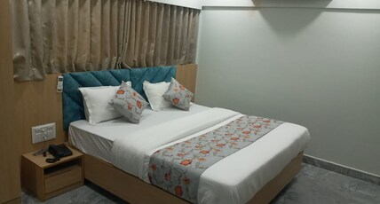 Hotel Sun Villa Room Type - Deluxe Ac