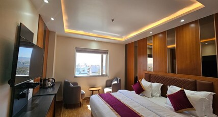 Hotel Elara Room Type - Deluxe Room