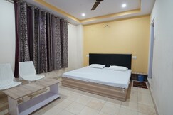 KAMAKSHA GUEST HOUSE