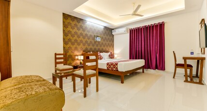 Hilite Inn Room Type - Deluxe Room