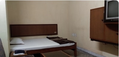 Hotel Balajee Room Type - Standard AC Room Hotel Balajee Room Type - Standard AC Room