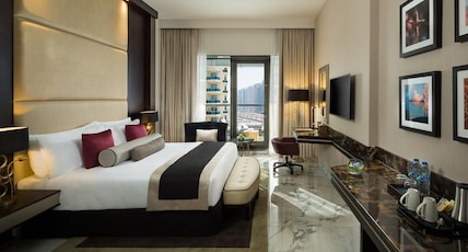 Millennium Place Marina Room Type - Deluxe King Room with Balcony