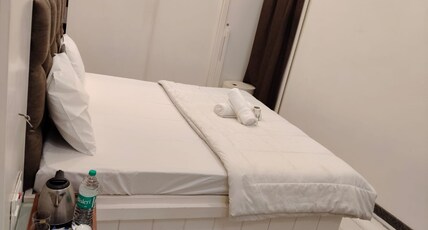 House Of Raghuvansh Room Type - STANDARD AC ROOM