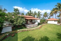 CosmicStays - Joshet A Mediterranean Farmstay - 3BHK Villa