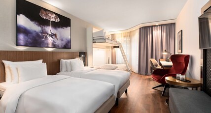 Radisson Collection Grand Place Brussels Room Type - Family Room
