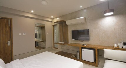 Urbane The Hotel Room Type - THE KNOT Urbane The Hotel Room Type - THE KNOT