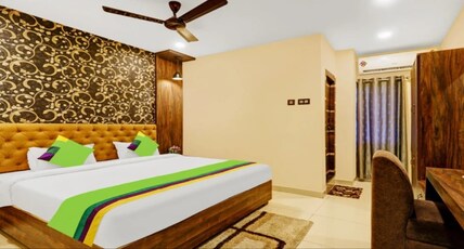 Treebo Spring Brook Room Type - Deluxe Room