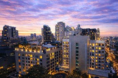 Radisson Suites Bangkok Sukhumvit