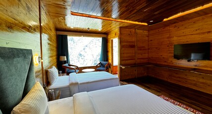 Blue poppy Premier Joshimath Room Type - Mountain View Premium Room With Balcony