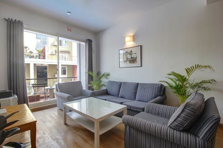 The Calathea - Pool view 2BHK | 10 min to Anjuna - Tap to explore photos