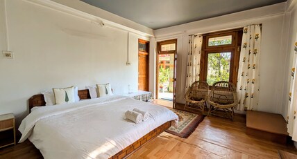 Chanderlok Guest House Room Type - Standard room with mountain view