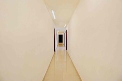 Earth Hotel Vadapalani