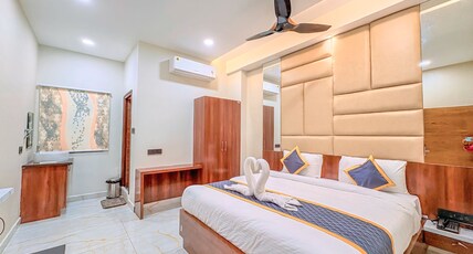 VSK HOTEL 6 INN Room Type - Delux room queen bed