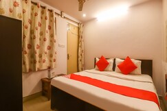Hotel O Maa Arya