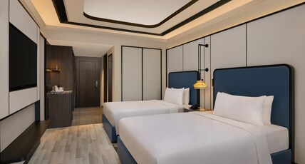 DoubleTree by Hilton Bengaluru Airport Room Type - Deluxe Twin Room