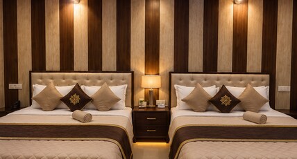 Hotel Yash Dham / Infront Of Entry Gate Room Type - Family Room