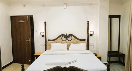 Hotel Jheel Mahal Room Type - Suite King Bed