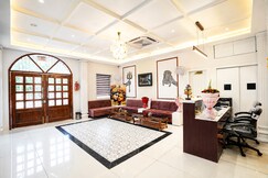 Rooms of Vaanam One