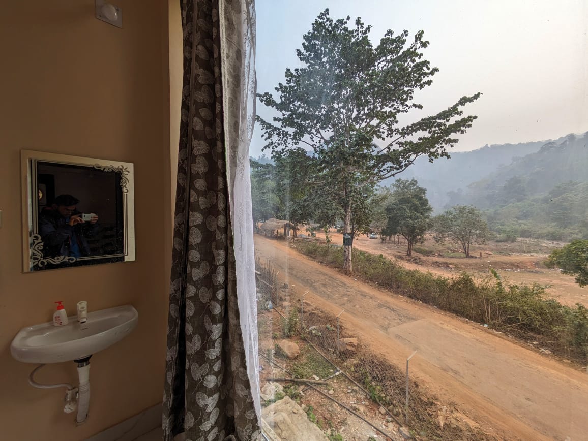 SIMILIPAL JUNGLE RESORT - Tap to explore photos