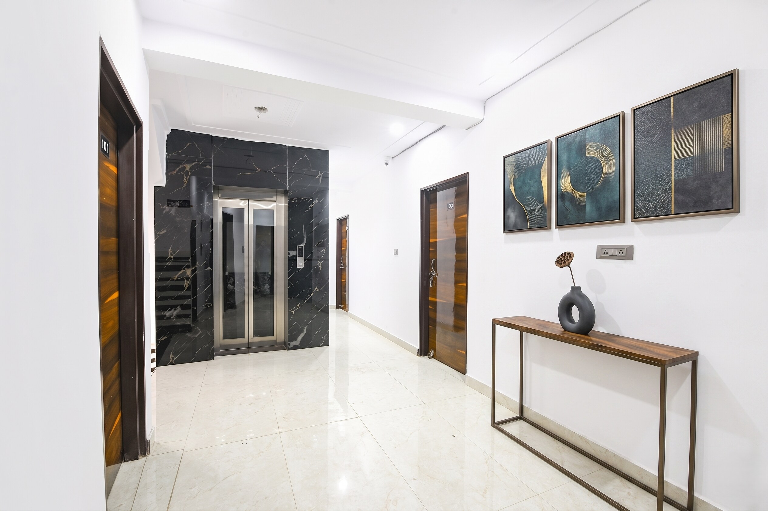 Main gallery