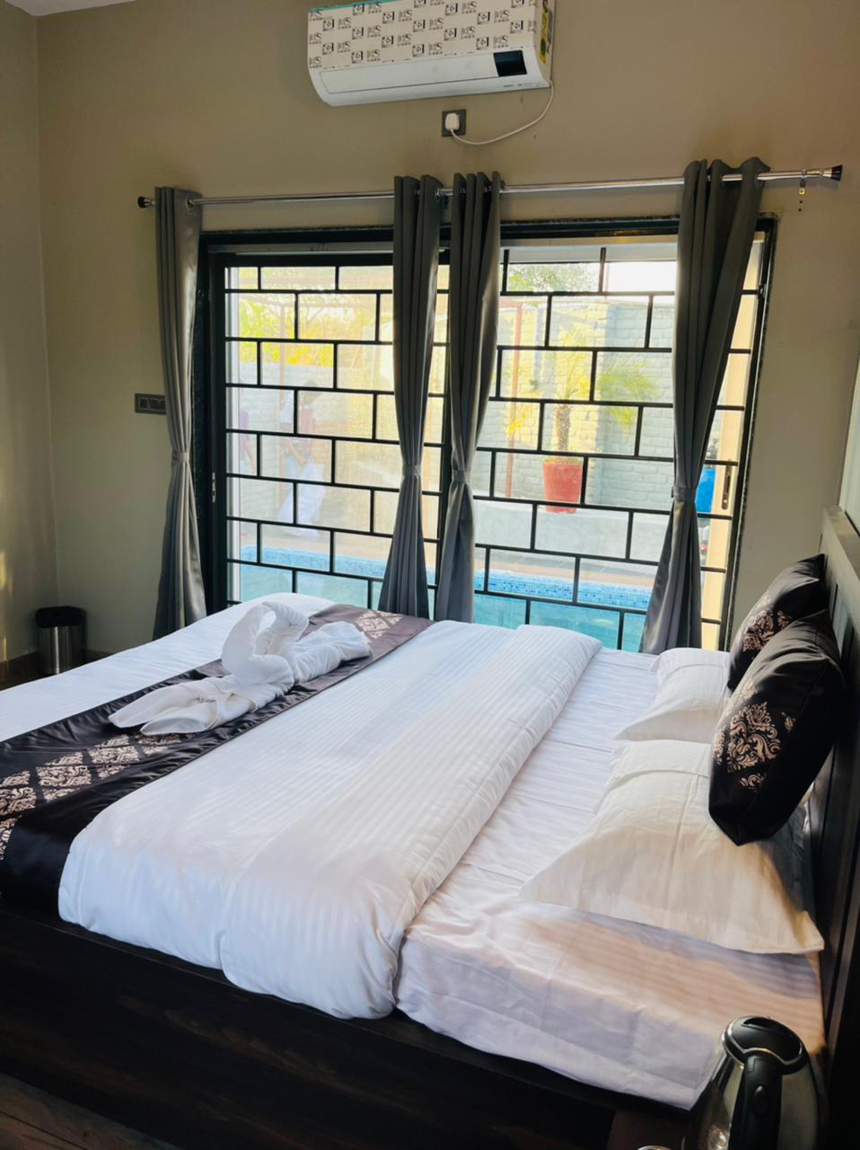 Dheergarh Villa |Entire Villa with Private Pool - Tap to explore photos