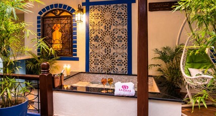 Sashas Holiday Village Room Type - Vintage Suite With Outdoor BathTub