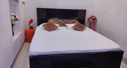 Shivangan homestay Room Type - Deluxe Double Room