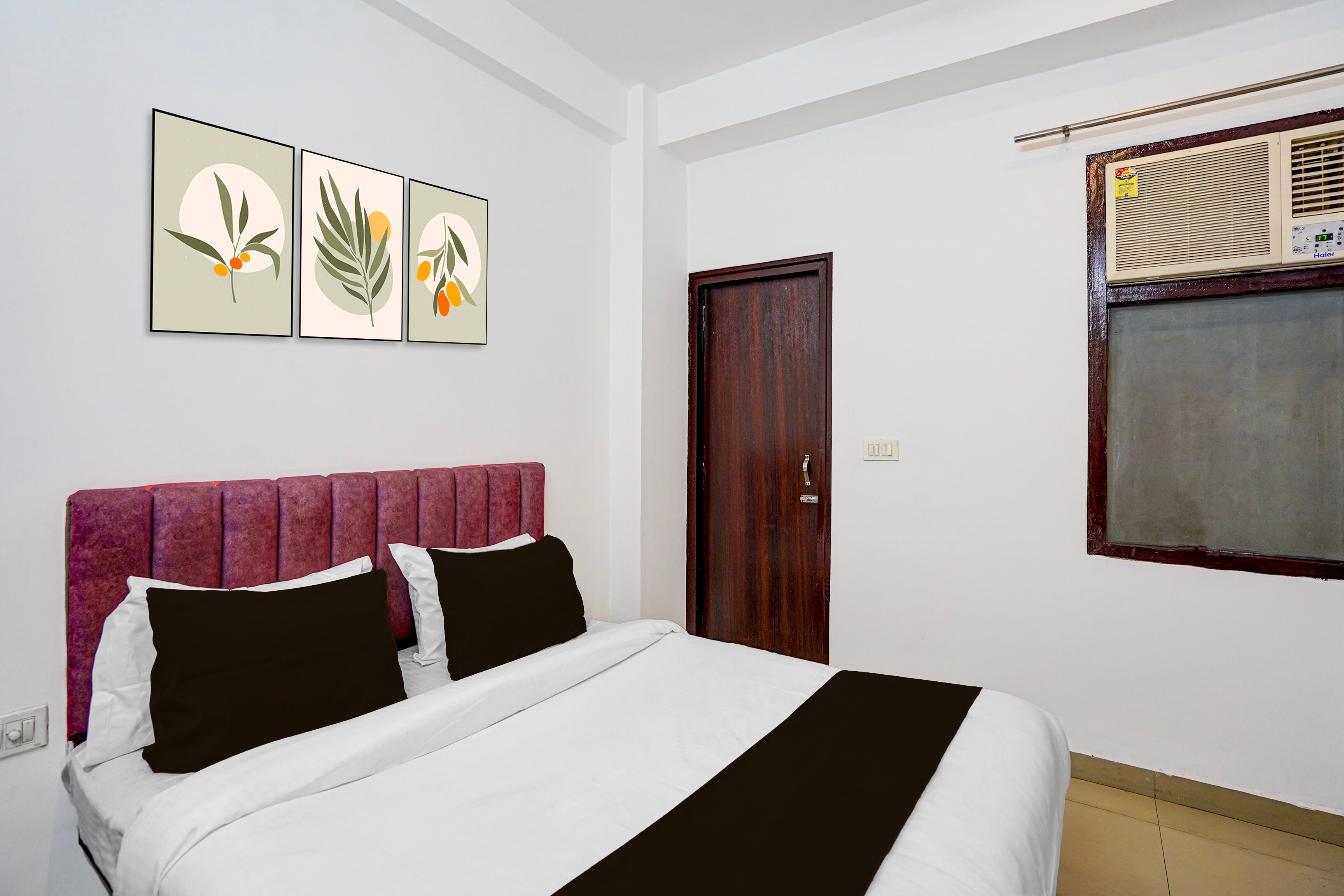 Hotel O Gomti Nagar Station Formerly Insight Inn - Tap to explore photos