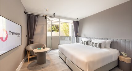 Travelodge Nimman Room Type - Deluxe Balcony