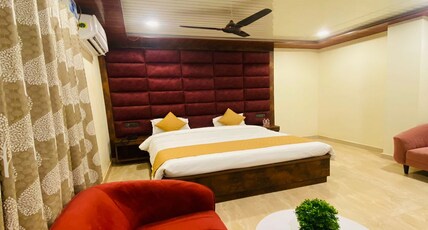 Hotel Siddharth Bettiah Room Type - Suite Room