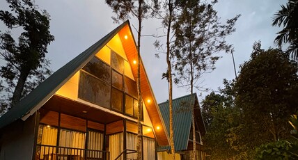 Vriksha Munnar | Serene Hill View A-Frame Cabin Stay Room Type - Double Decker Spacious Aframe Cottage
