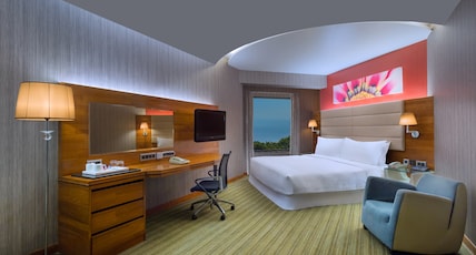 Four Points By Sheraton, Visakhapatnam- Marriott International Room Type - 1 King Bed, High Floor - 4th and above, Guest Room Four Points By Sheraton, Visakhapatnam- Marriott International Room Type - 1 King Bed, High Floor - 4th and above, Guest Room