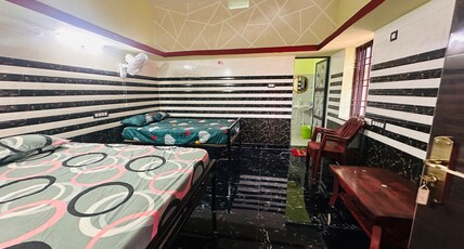 Hotel gunj palace Room Type - Bedroom 3