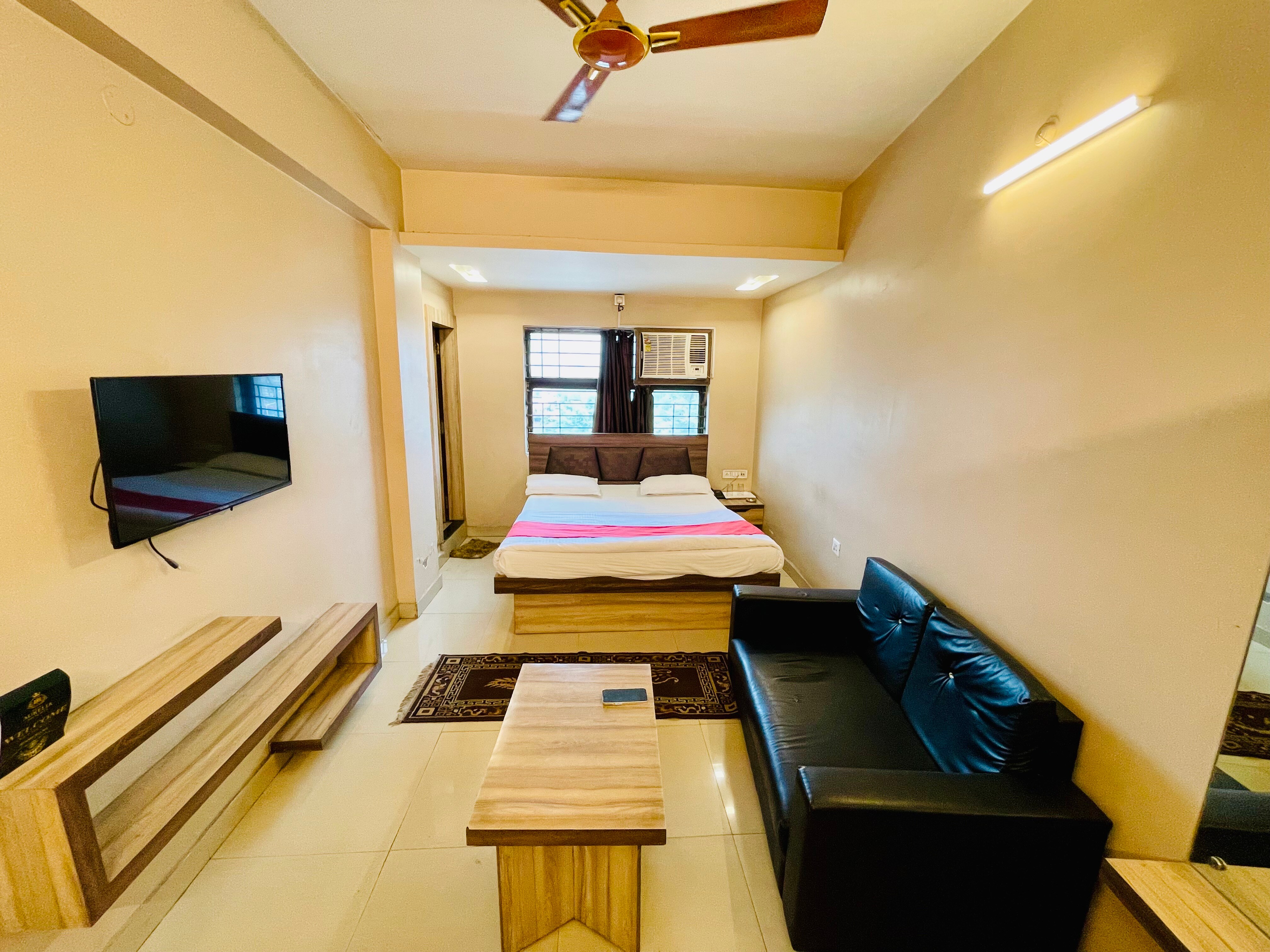HOTEL AURELIA HEIGHTS - Tap to explore photos