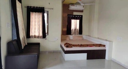 Hotel Gaurav Pales Room Type - Standard Room
