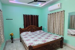 AVI Homestay GF Room 2