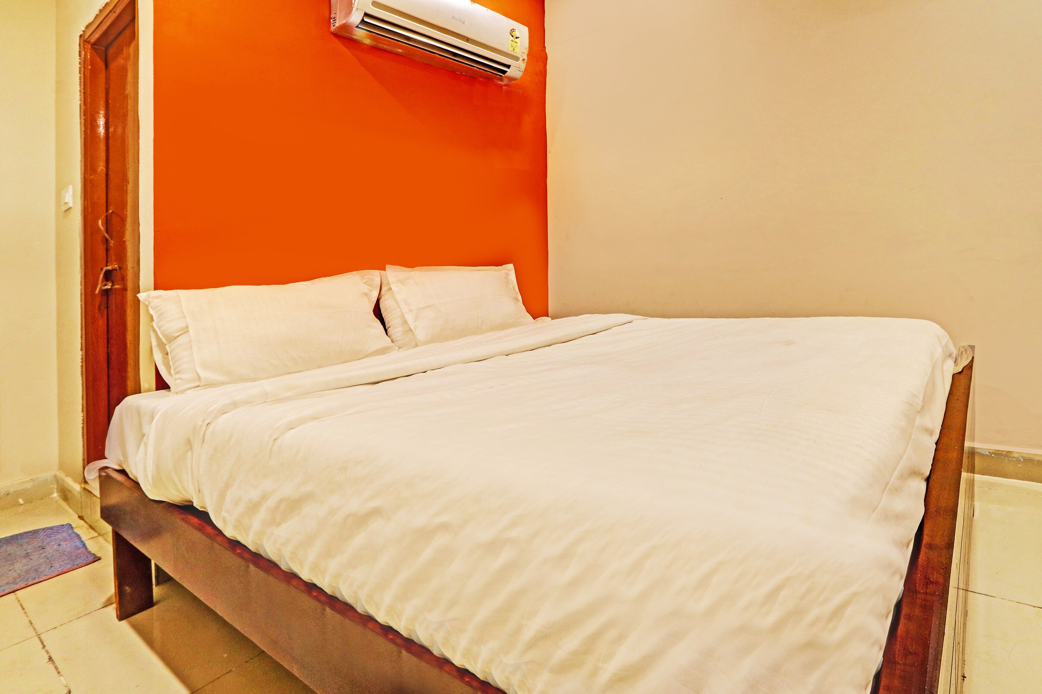 Hotel O Sriman Stay Inn - Tap to explore photos