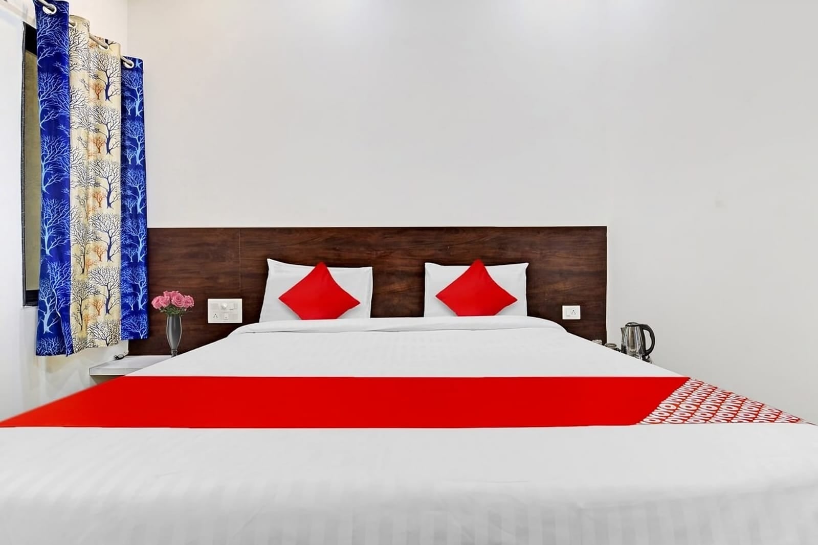 HOTEL AAGMAN - Tap to explore photos