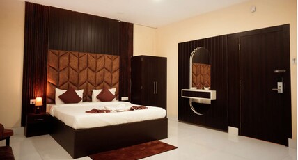 The Pride Gitbitan Room Type - Super Deluxe Room