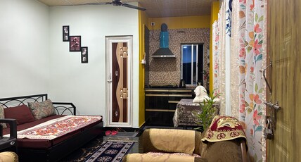DJ'S Homestay Room Type - Bedroom 1