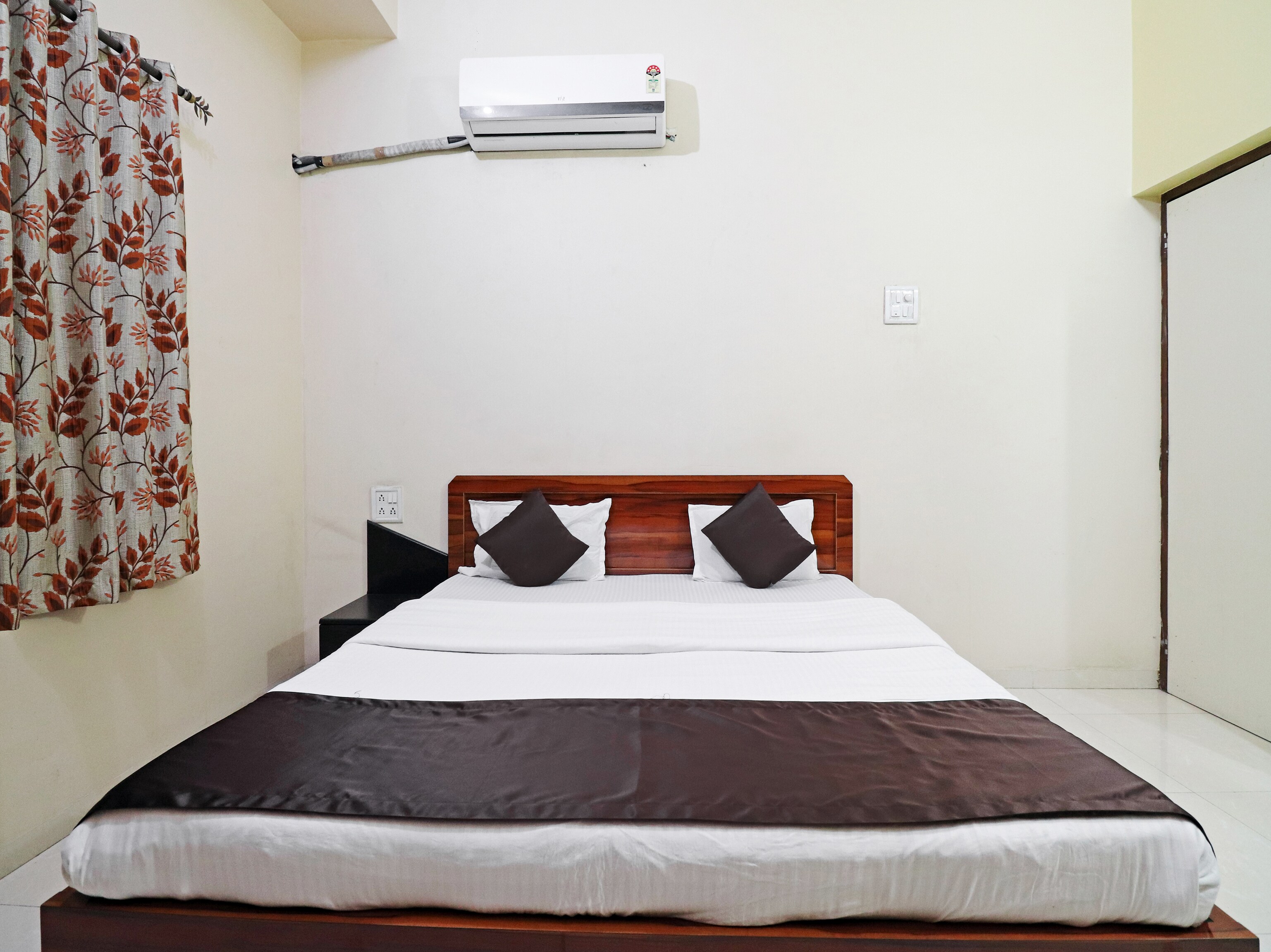 Sahil Service Apartment - Shiv Hospitality - Tap to explore photos