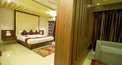 Hotel Sunflower Room Type - Sanitized Family Room 288 Sq Ft