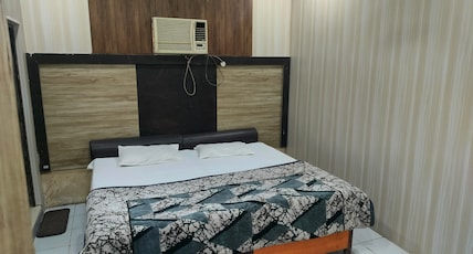 Hotel Narayan Palace Room Type - Deluxe AC Room