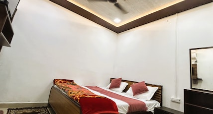 Shri Bankey Bihari Guest House Room Type - Standard