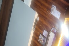 Rooms of Hotel Shree Ji Inn
