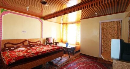 Hotel New Green View 3 Room Type - Budget Room
