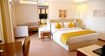 Cygnett Inn Paras Room Type - Suite